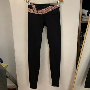 Lululemon LR 28” quilted/floral luon tight 🌼🌸